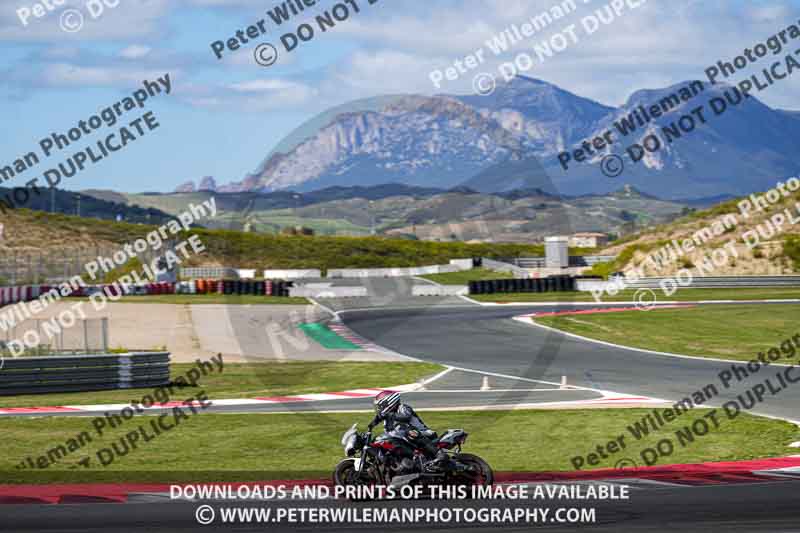 Circuito de Navarra;Spain;event digital images;motorbikes;no limits;peter wileman photography;trackday;trackday digital images